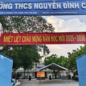 CÔNG TÁC CHUẨN BỊ CHO LỄ KHAI GIẢNG NĂM HỌC 2025 – 2026 TẠI TRƯỜNG THCS NGUYỄN ĐÌNH CHIỂU