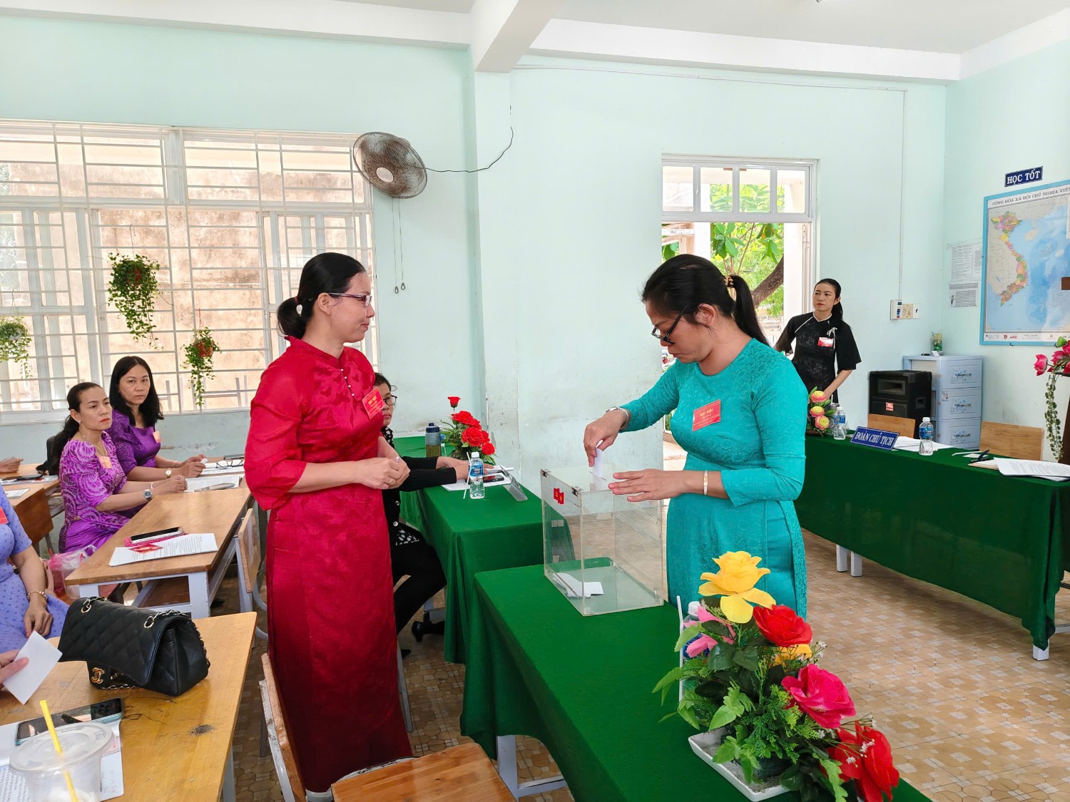 Đại hội chi bộ nhiệm kỳ 2025-2027