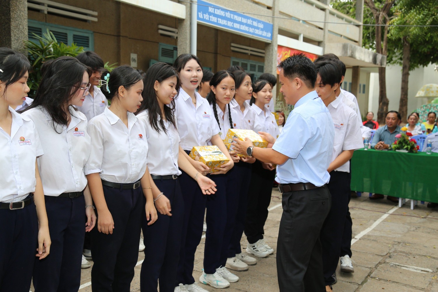 Lễ tổng kết năm học 2023-2024