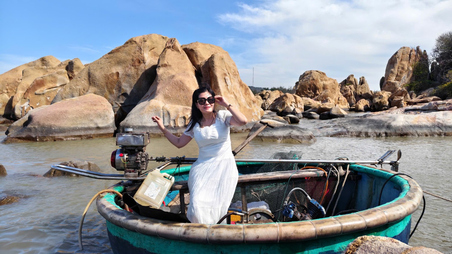 Dã ngoại 8/3/2035