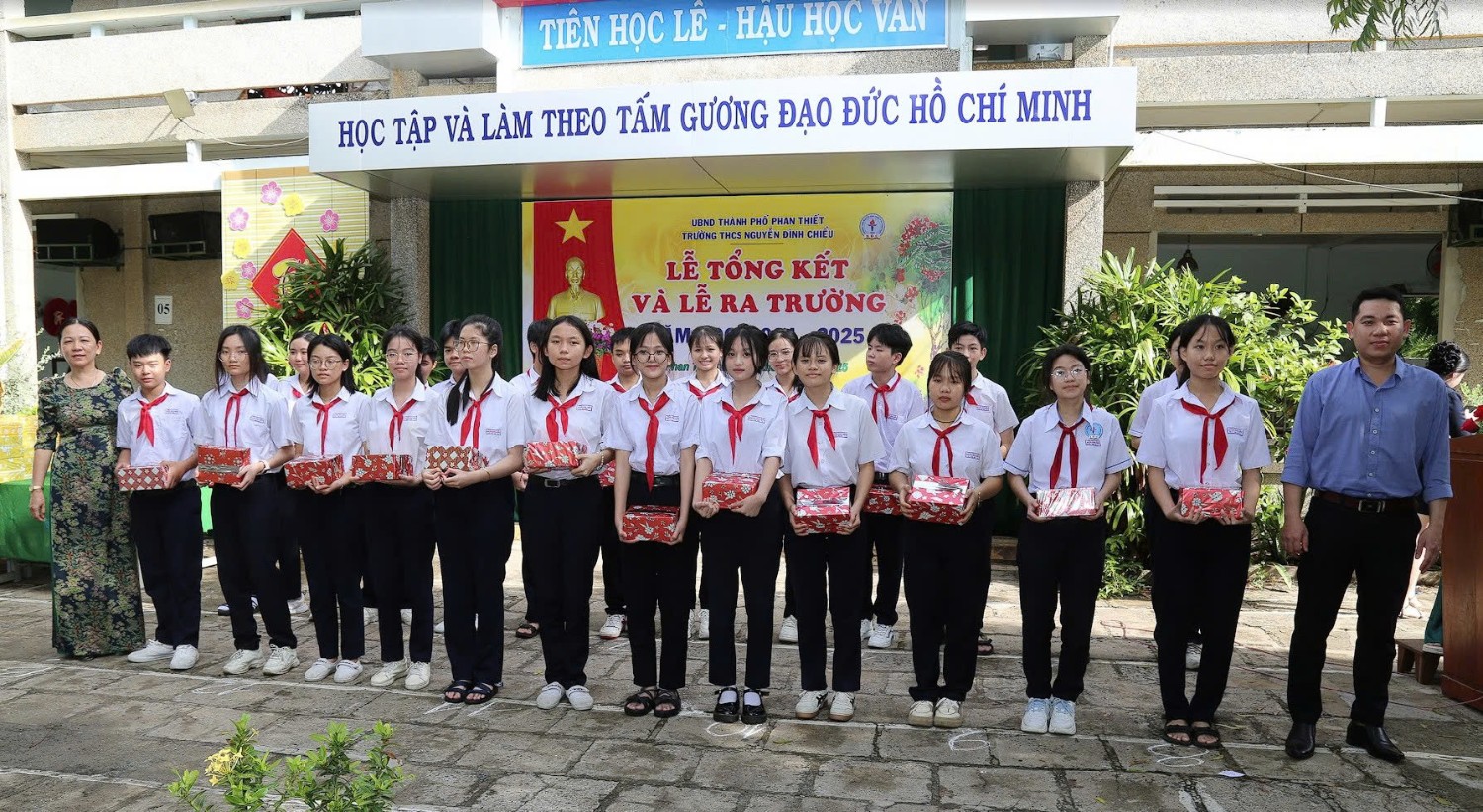 Lễ tổng kết năm học 2024-2025