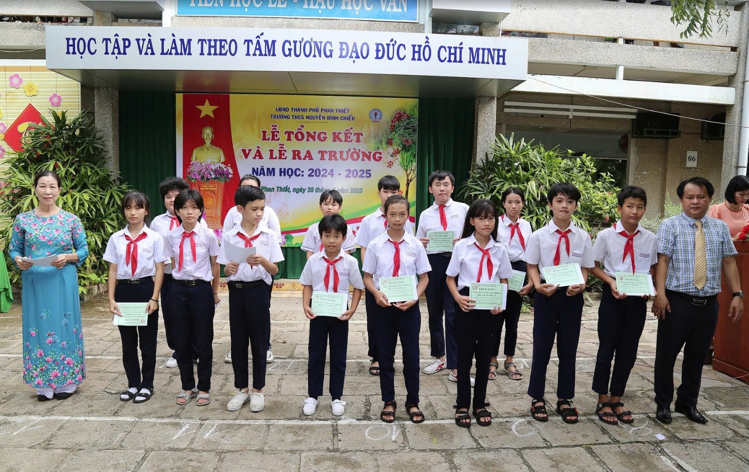 6d01fac3ad9019ce408157.jpg