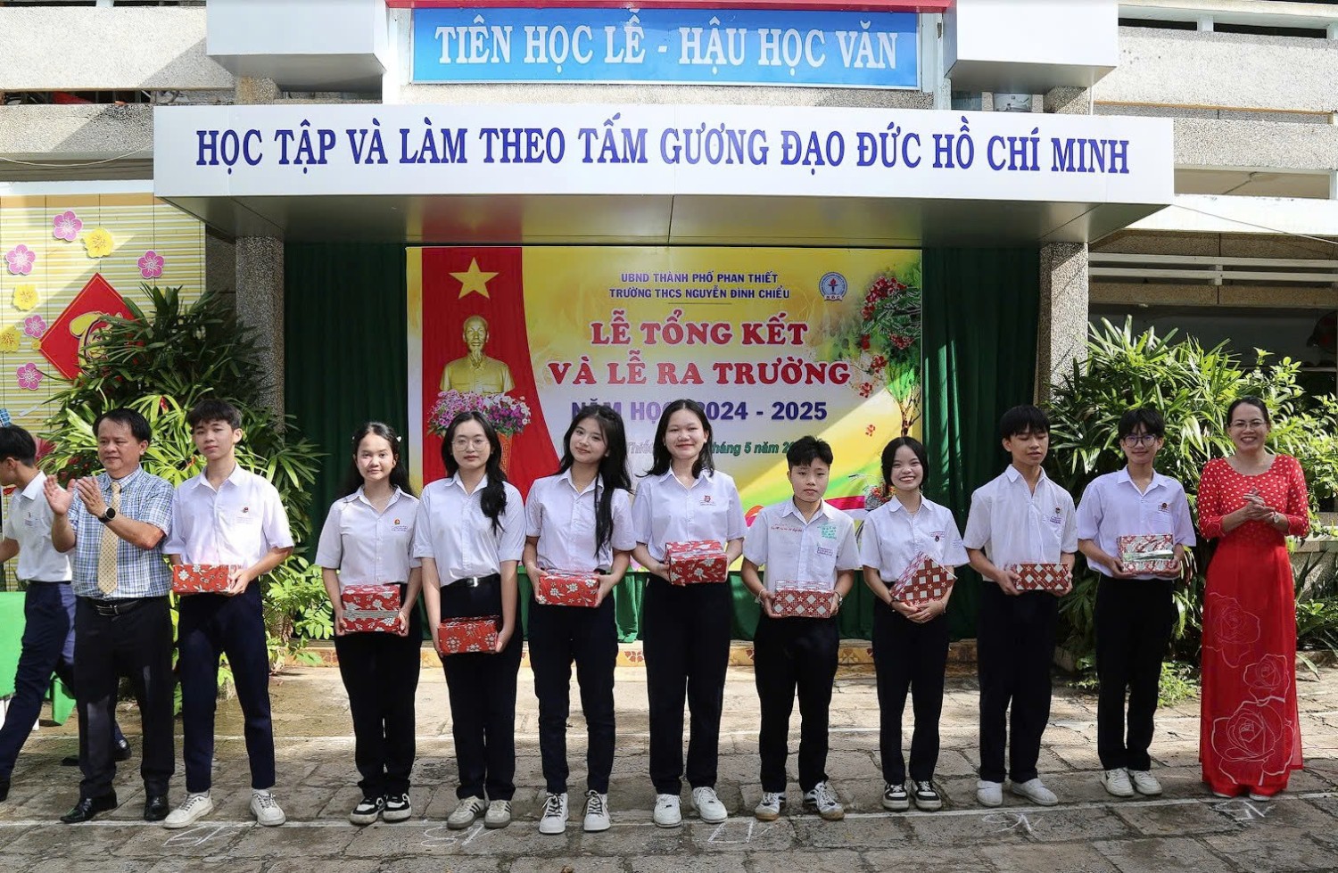 Lễ tổng kết năm học 2024-2025