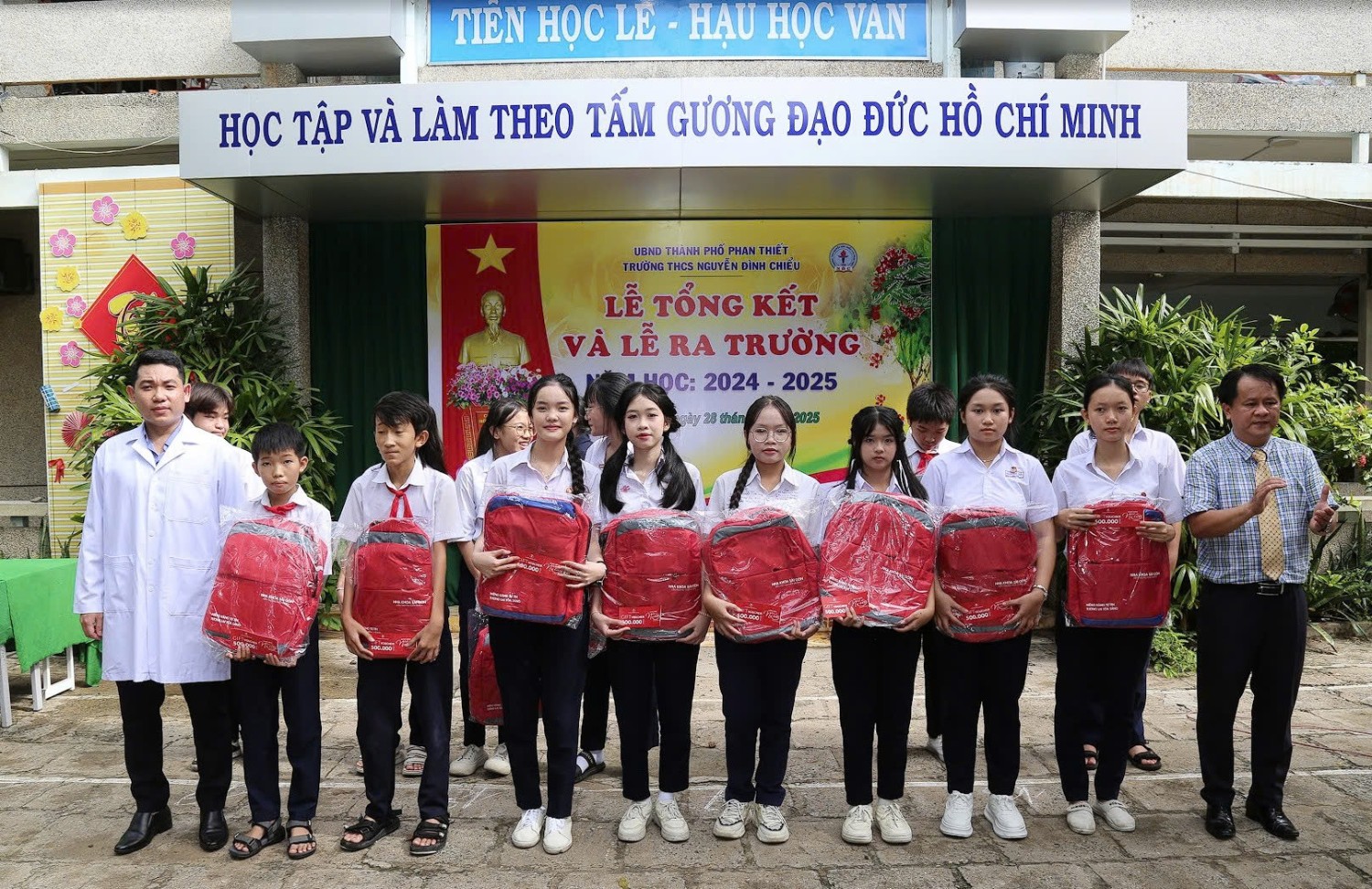 Lễ tổng kết năm học 2024-2025