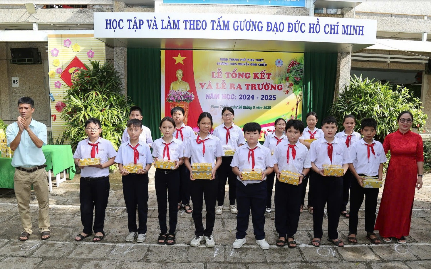 Lễ tổng kết năm học 2024-2025