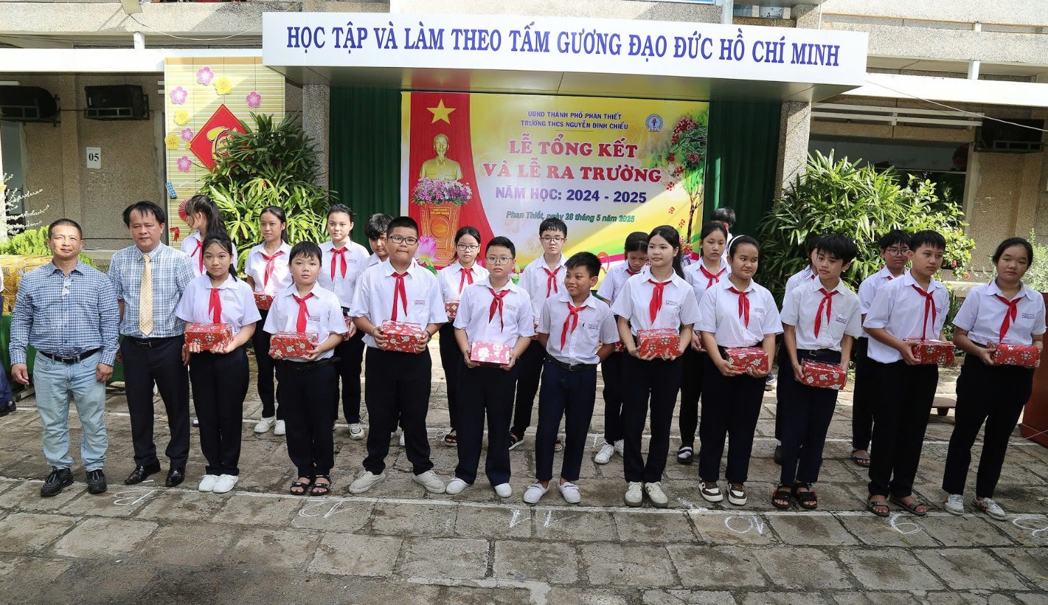 Lễ tổng kết năm học 2024-2025